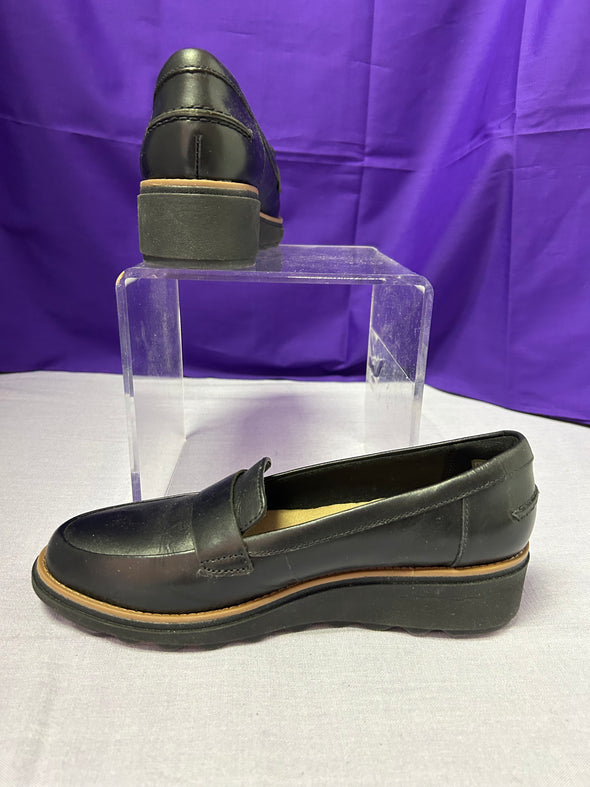 Ultimate Comfort Slip-On Wedge Walking Shoes Black/Tan Women's 8M