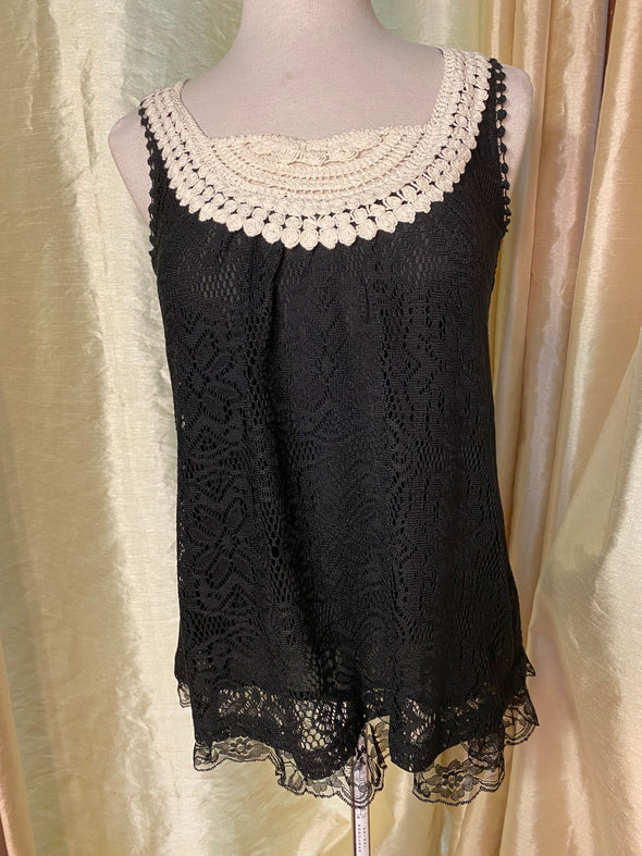 Sleeveless Crocheted Top, Black /Cream, Cotton/Polyester  Small, New